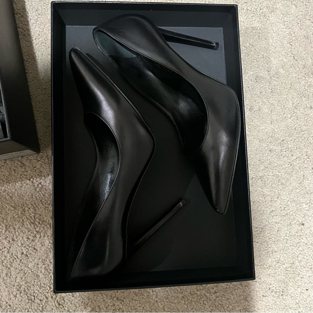 YSL Heels - Picture 4 of 5